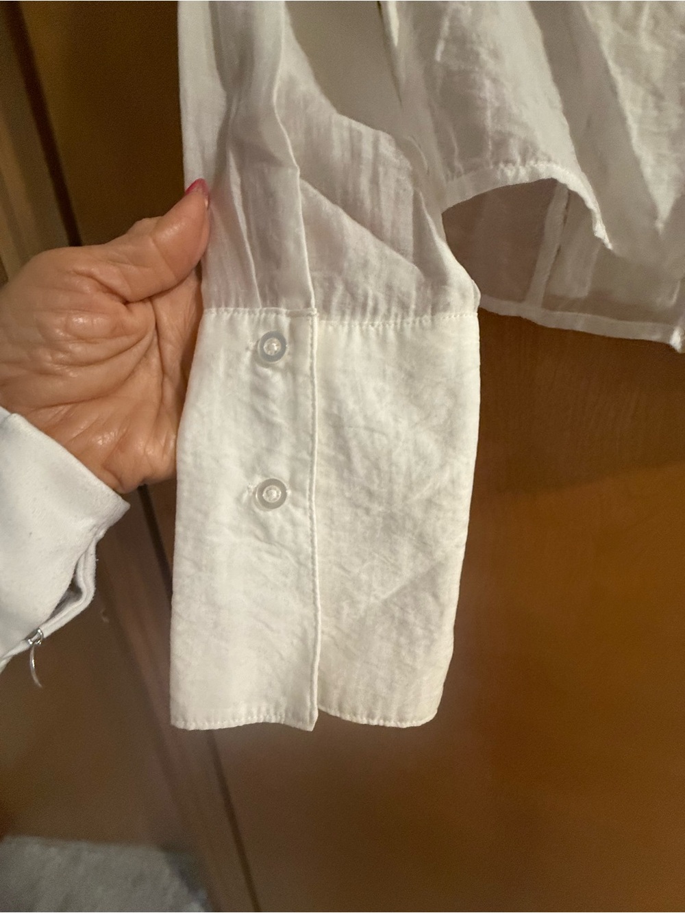 CAbi White Ruffle Front Blouse NWOT - Picture 3 of 4